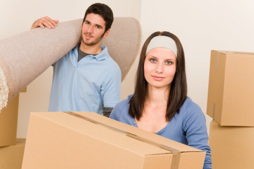 Expert packing service ensuring safety of fragile items